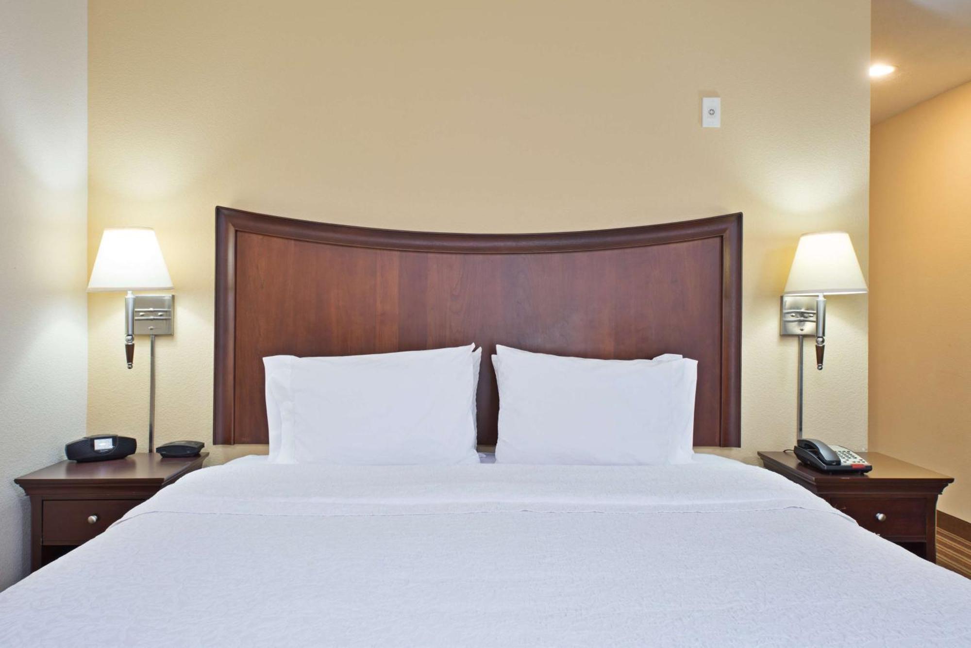 Hampton Inn Gainesville-Haymarket Exterior photo