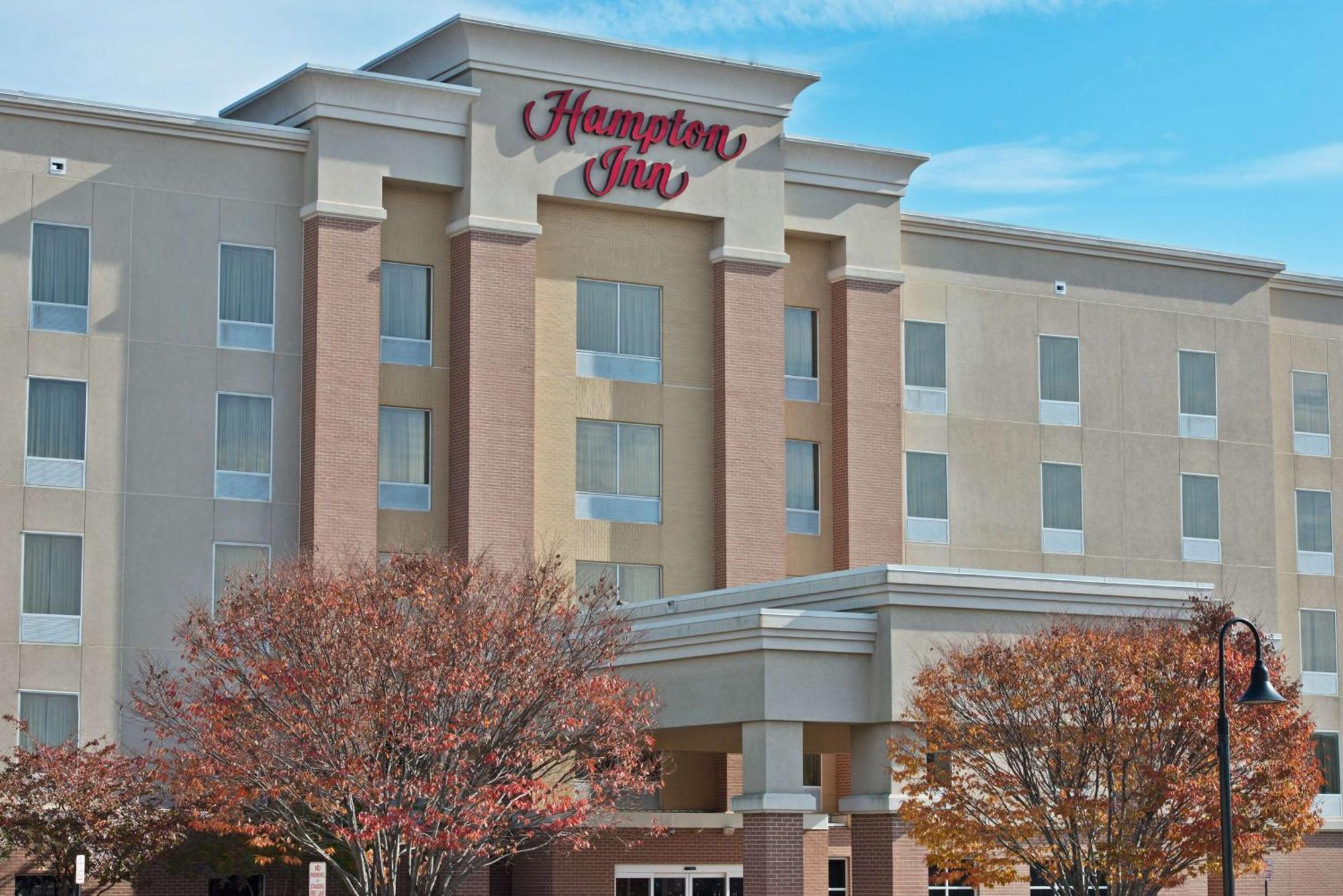 Hampton Inn Gainesville-Haymarket Exterior photo