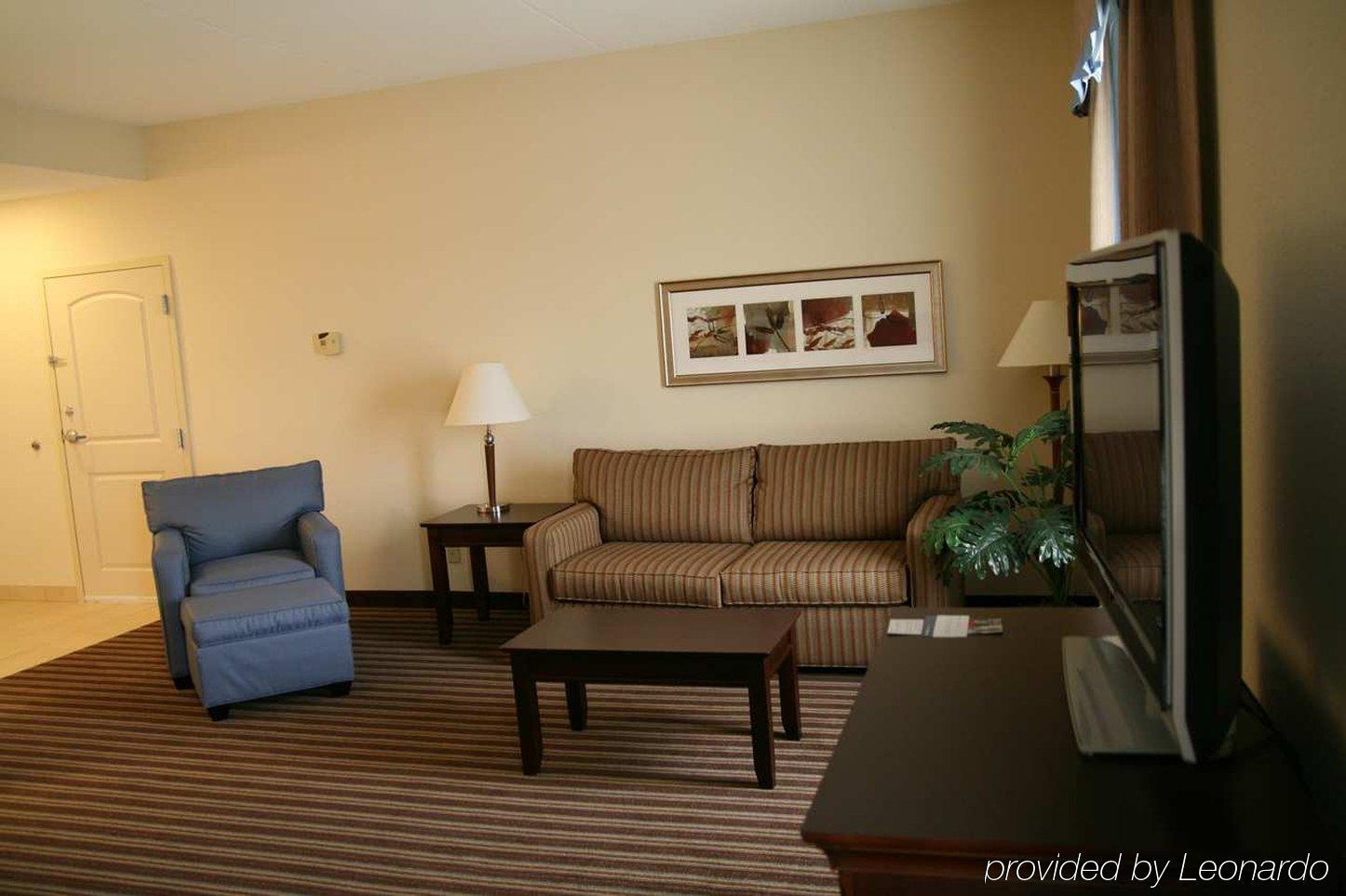 Hampton Inn Gainesville-Haymarket Room photo