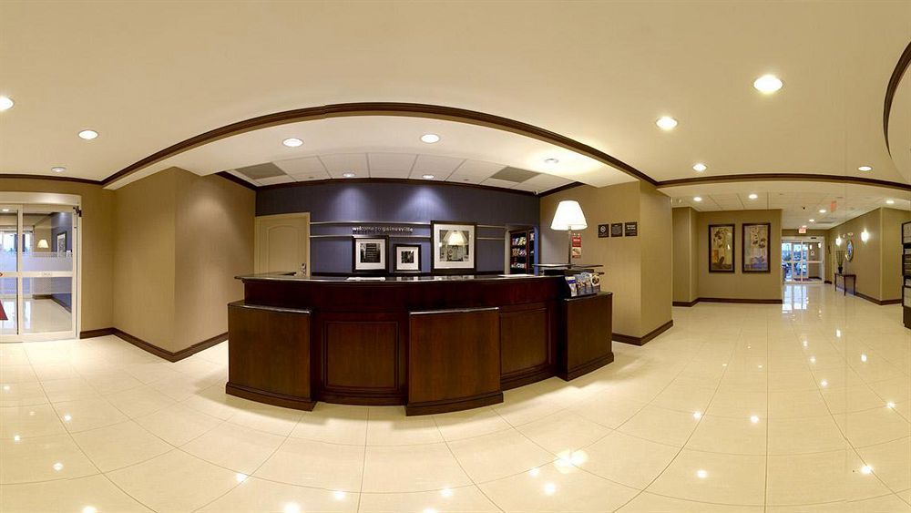 Hampton Inn Gainesville-Haymarket Exterior photo